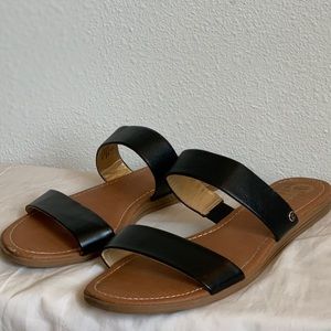 Circus by Sam Edelman black two strap sandals